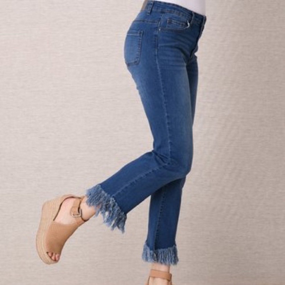 PLUS SIZE Elliott & vine frayed jeans